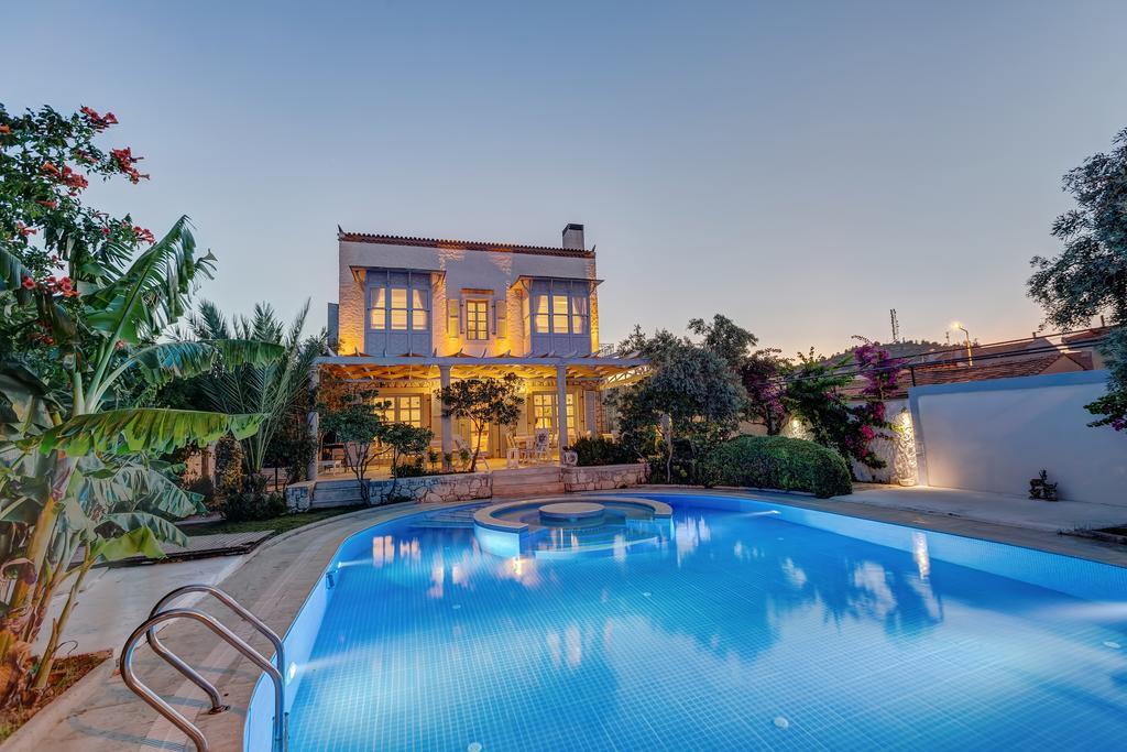 Lale Lodge Hotel Alacati Exterior photo
